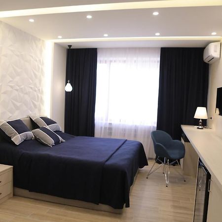 4Room Hotel Yerevan Ngoại thất bức ảnh
