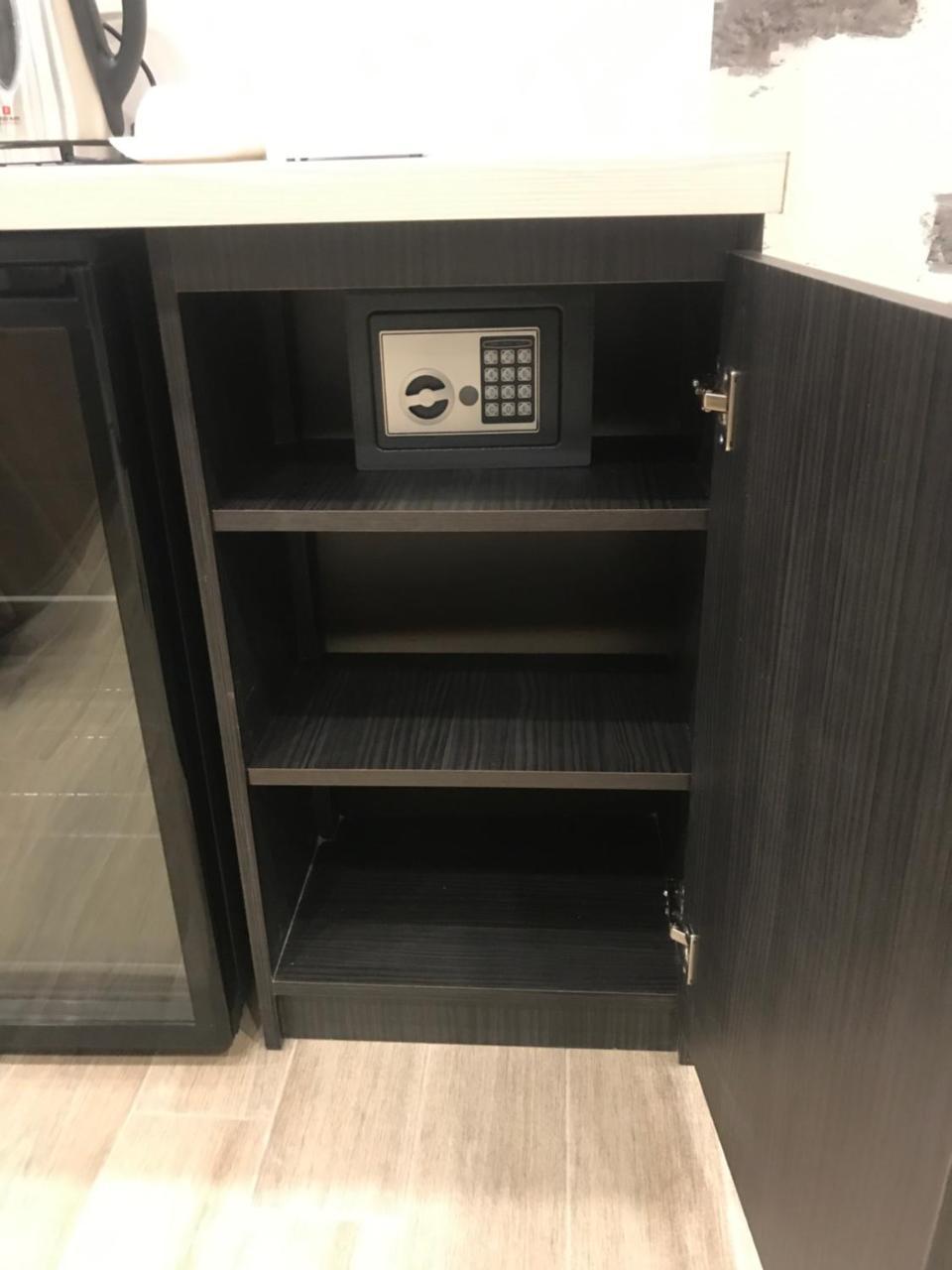 4Room Hotel Yerevan Ngoại thất bức ảnh